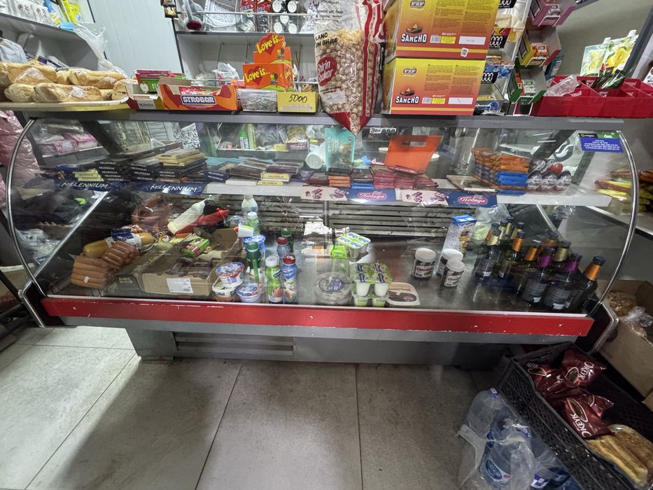 Холодильник витрина