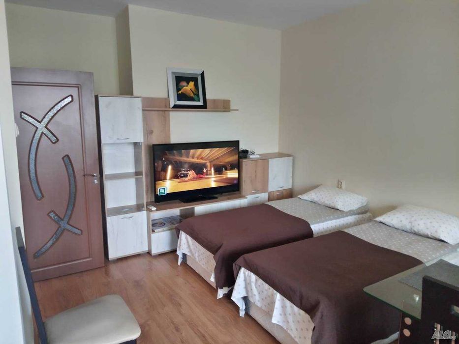 Нощувки 20 евро  в ЦЕНТЪРА до Полицията