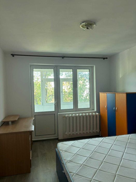 Vând apartament 3 camere, renovat, în Slobozia