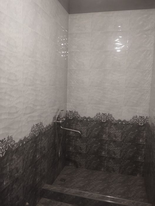 Урикзорда 2 сотих 2 кавват 6 та хона 2 та санузел 1 та ошхона таер