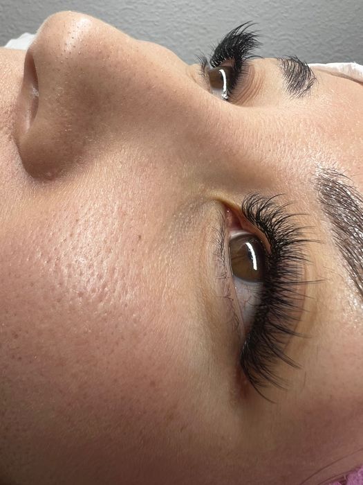 Наращивание ресниц led