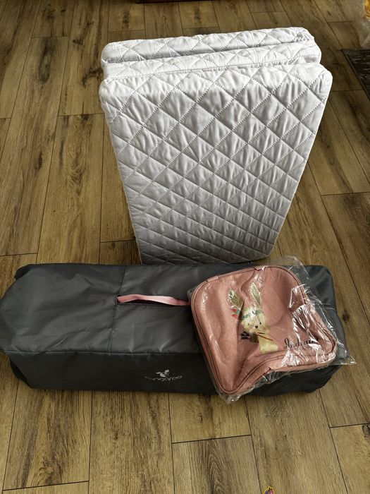 Patut voiaj, rucsac, carusel si salteluta Cangaroo Indiana