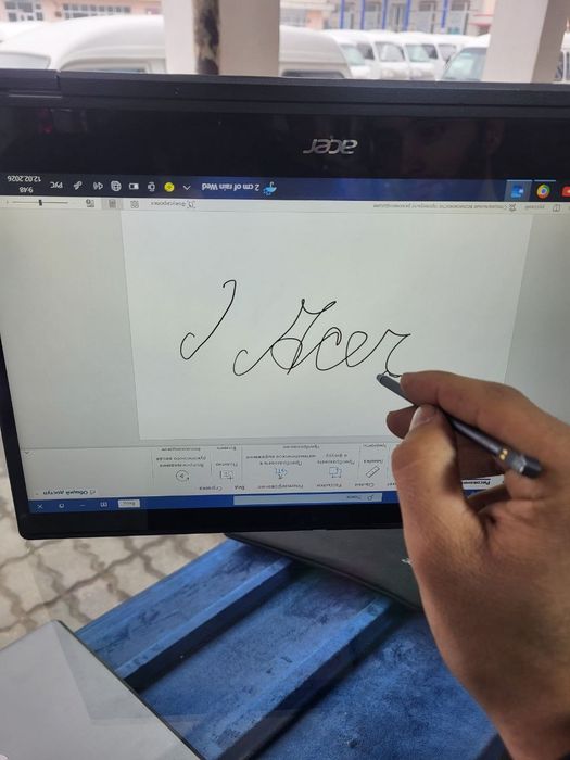 Acer TravelMate X360 Ish, ta’lim va dasturlash uchun mukammal noutbuk!