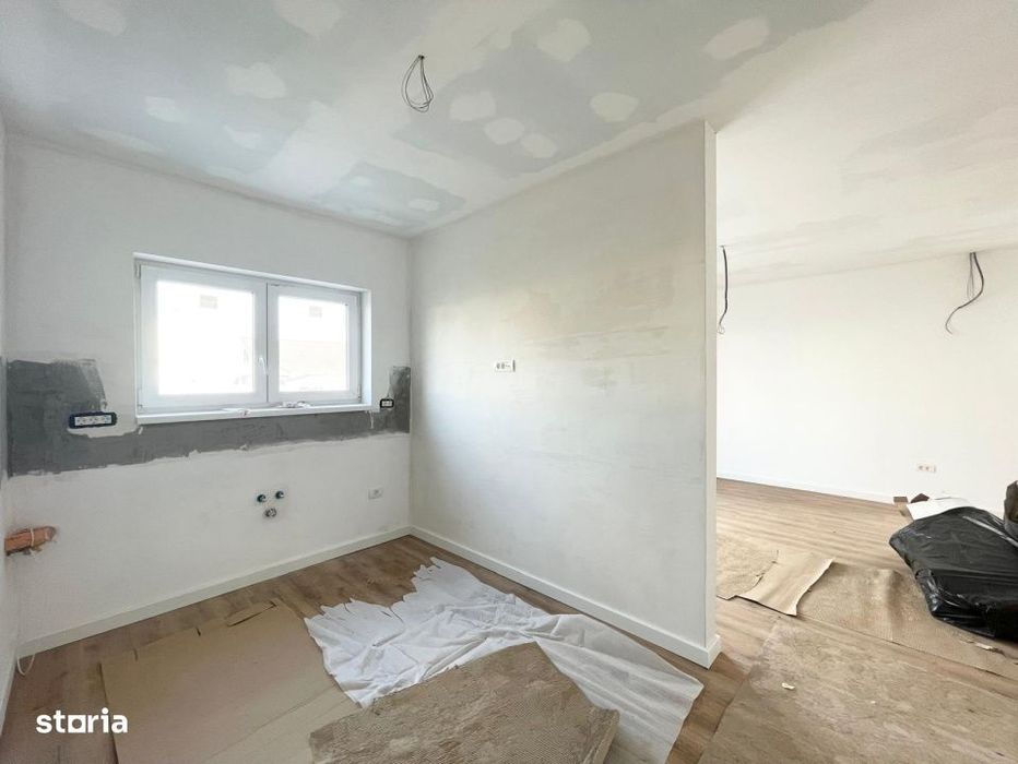 Duplex 5 camere, separat prin CT Mosnita Noua