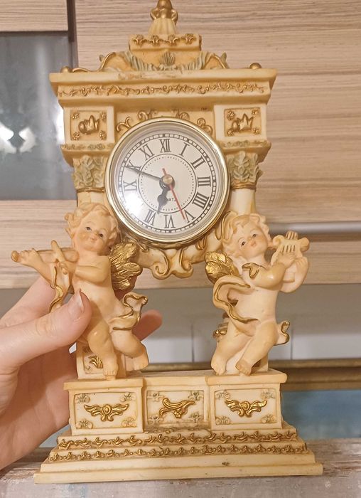 Антикварни фигурки