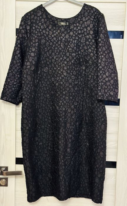 Платье нарядное 54 размер б/у