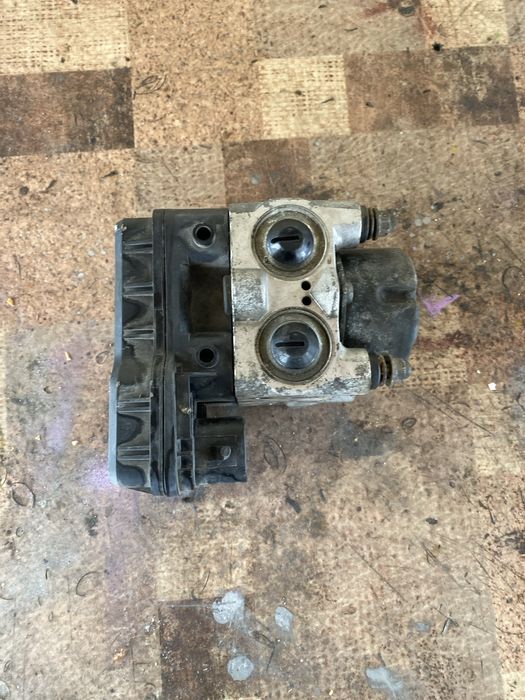 АБС помпа за тойота рав 4  ABS