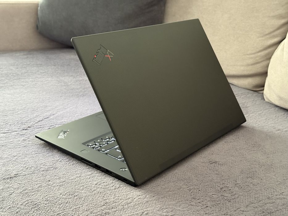 15.6’OLED 4K Touch/i7-10850H/32GB DDR4/Thinkpad X1 Extreme Gen 3/GTX 1650TI Max-Q/512GB SSD