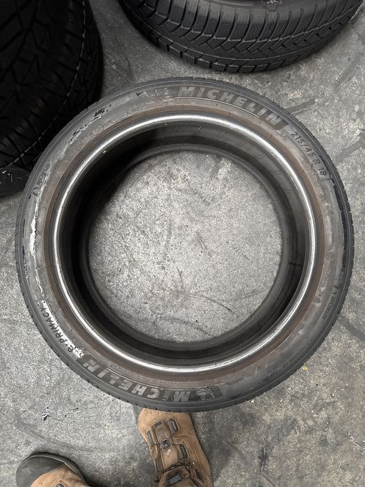 215/45/18 Michelin
