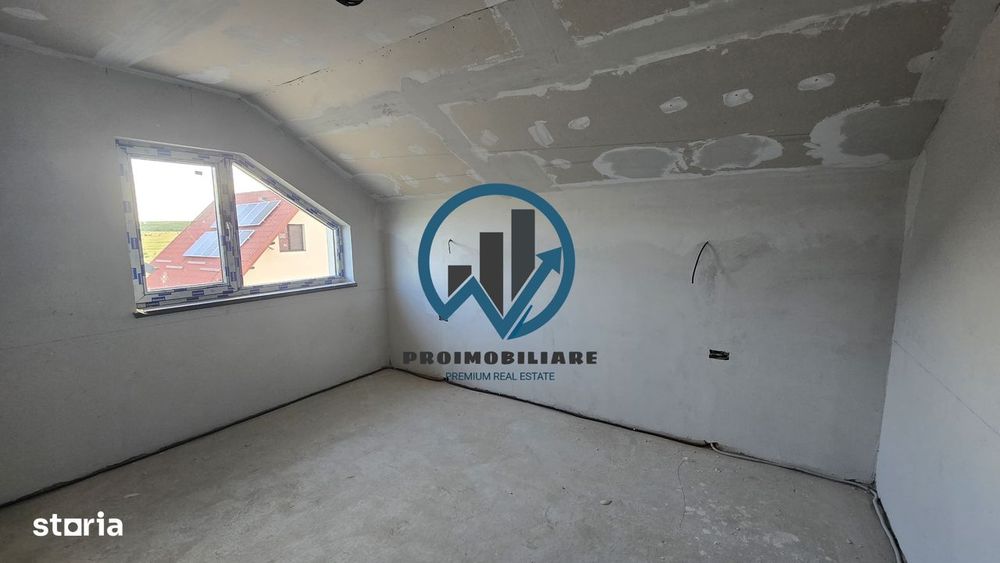 Vand apartament zonă Craiovei 3 camere
