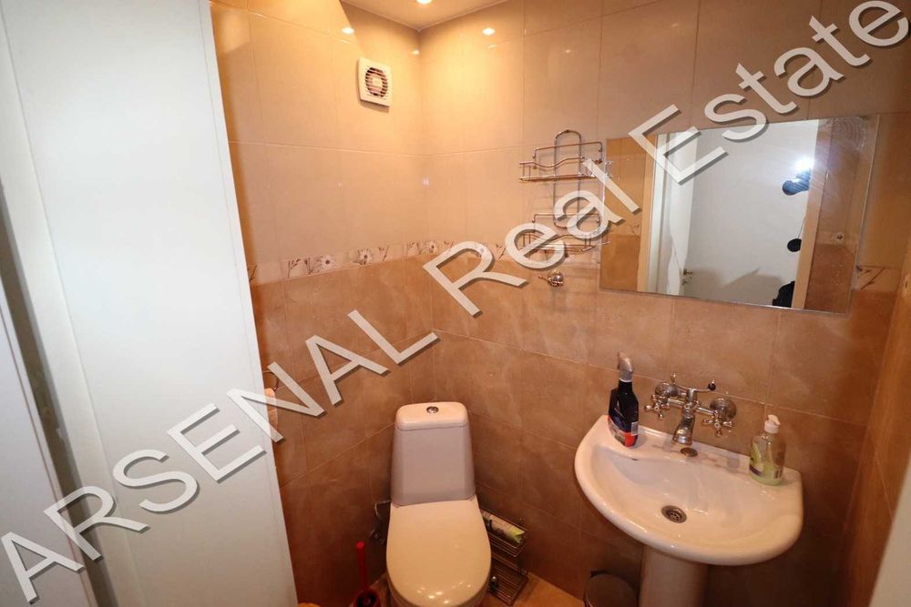 Дава се под наем Тристаен апартамент в София, Център - 105 кв.м за 750 € - Снимка #5