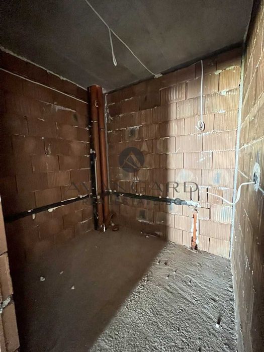 Продава се Тристаен апартамент в Пловдив, Остромила - 96 кв.м за 1296 €/кв.м - Снимка #6