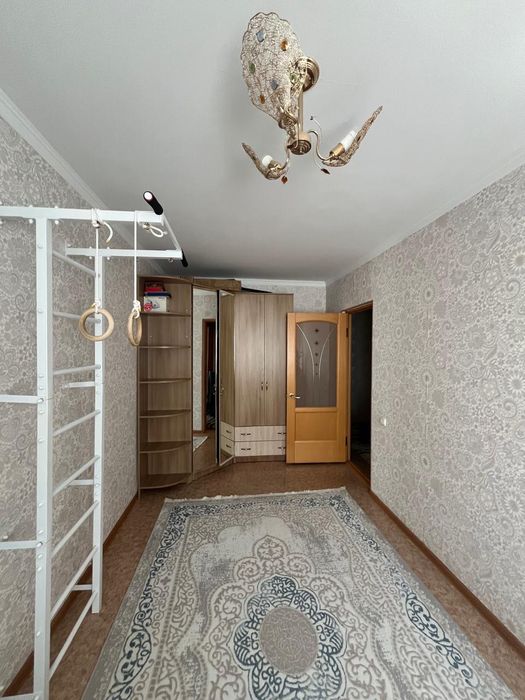 Продам 3 ком.кв 11 мкр 43 дом