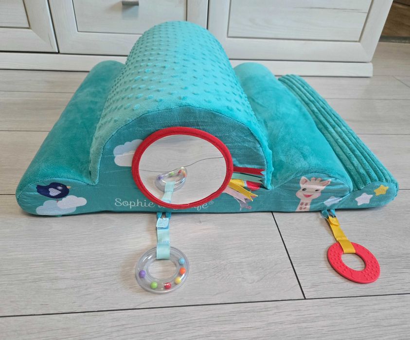 Многофункционална играчка за развитие на двигателни умения Sophie la Girafe - Oблаче