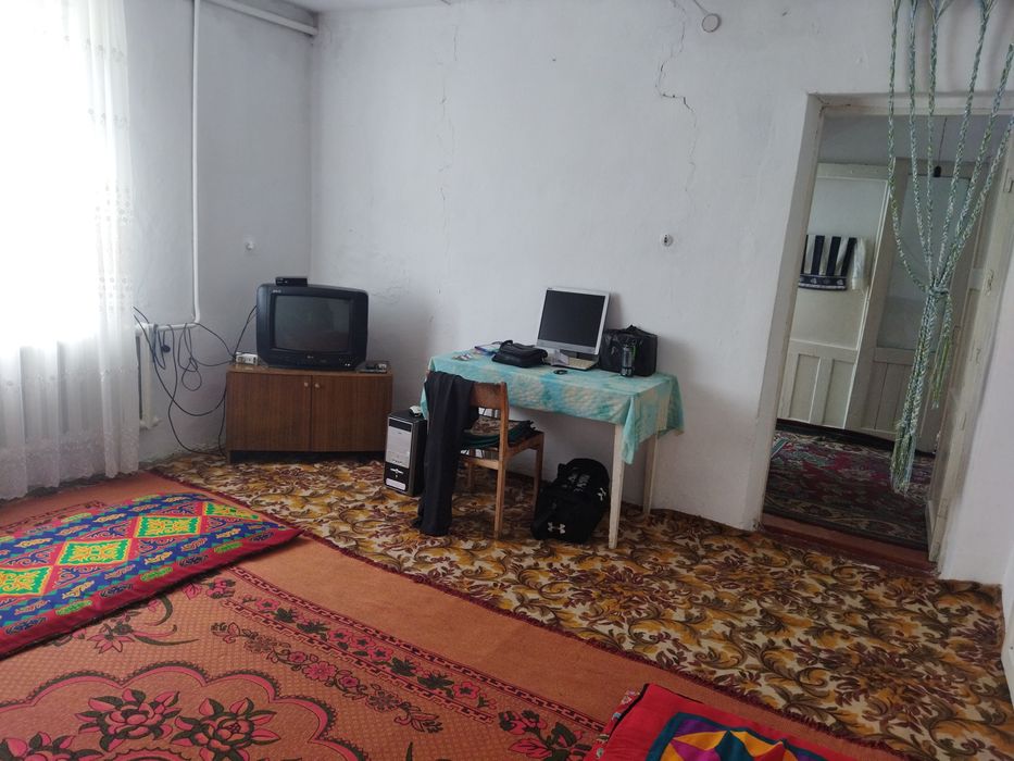 ҮЙ сатылады     .