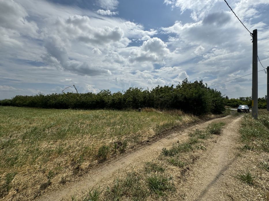 Teren intravilan 4000 mp  Com. Tulucesti, Jud. Galati