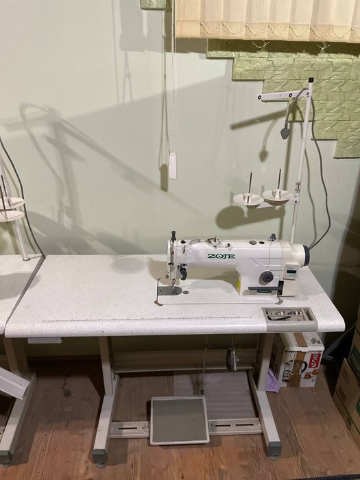 ZOJE tikuv mashinasi sotiladi