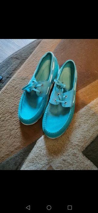 Vand Mocasini cu sireturi