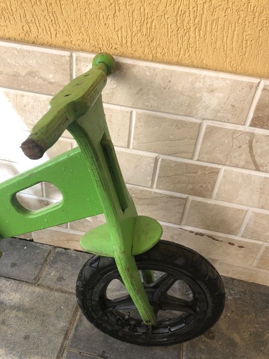 Bicicleta  fara pedale din lemn