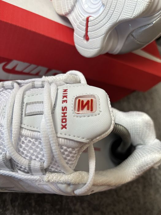 Nike shox White 42