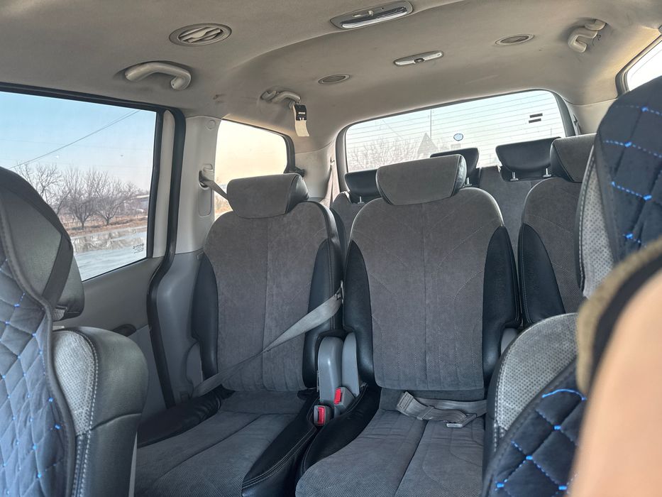 Kia carnival 2008