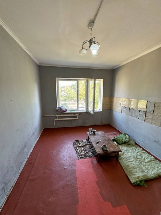 Срочно 1х 9микрарайоне Мала семейка АТС Прадаётся