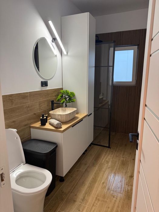 Apartament modern de închiriat | 54 mp + balcon 8 mp | Parcare inclusă