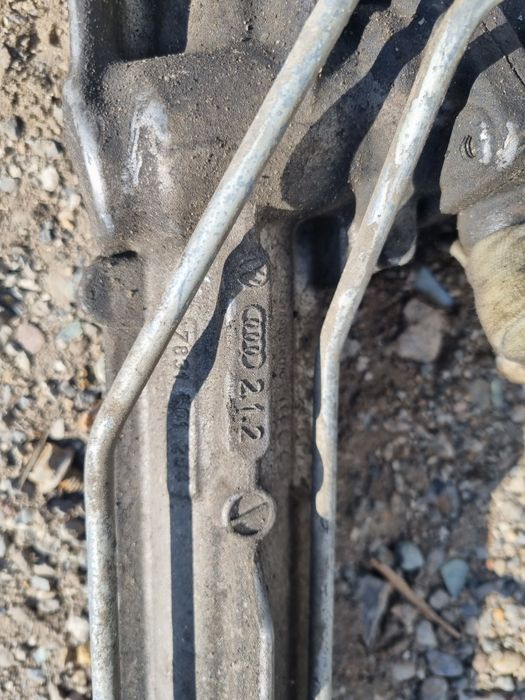 Рейка за Audi a4 B8 2.0дизел 143кс 2009година