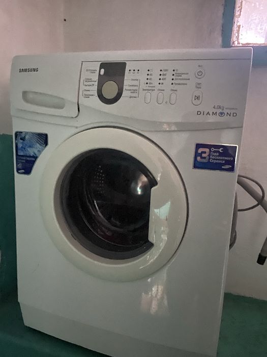Продам стиралюную машину 4кг
