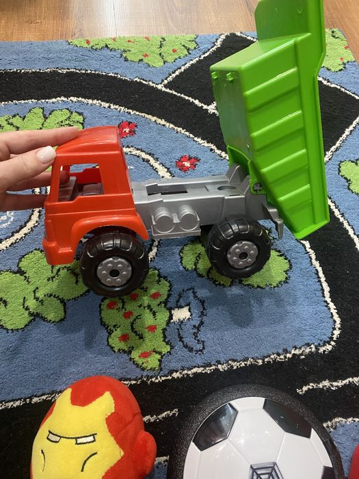 Пакет игрушек продам