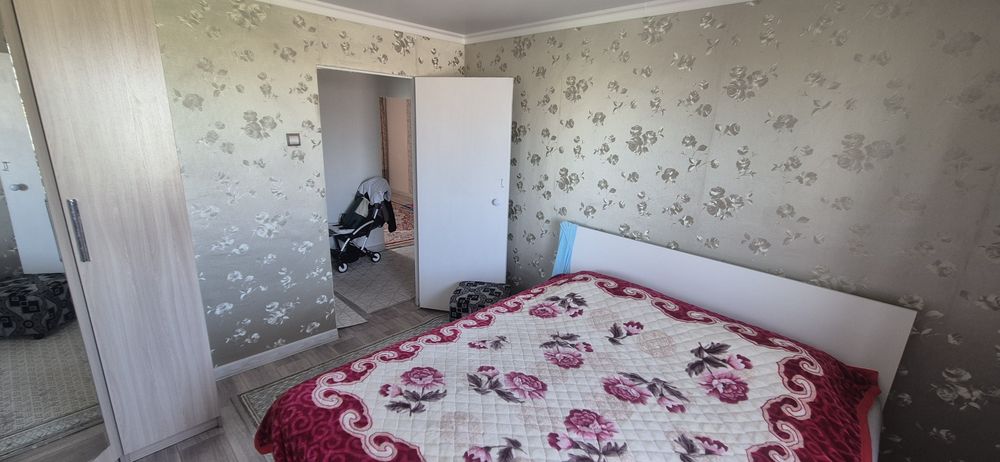 Продам 5 комнатную квартиру
