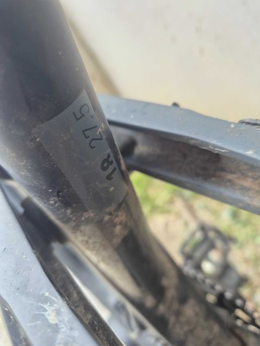 Електрически карбонов Cube stereo