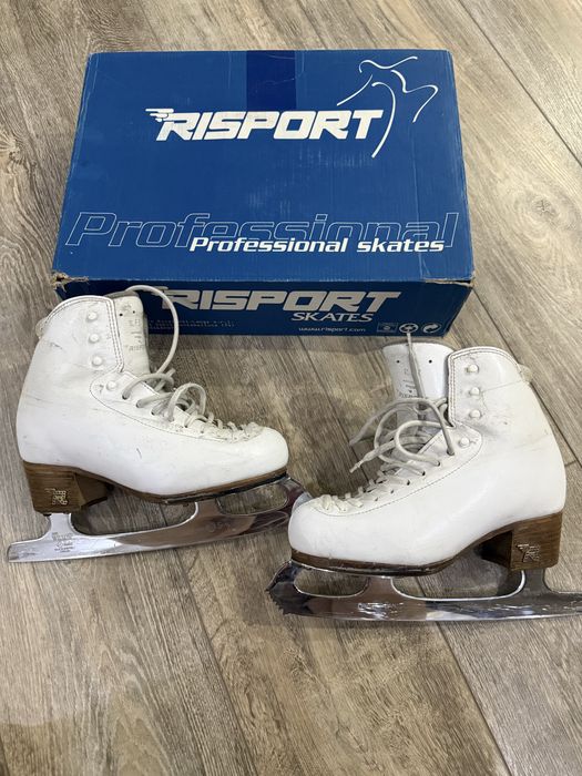 Коньки для фигурного катания Risport RF3