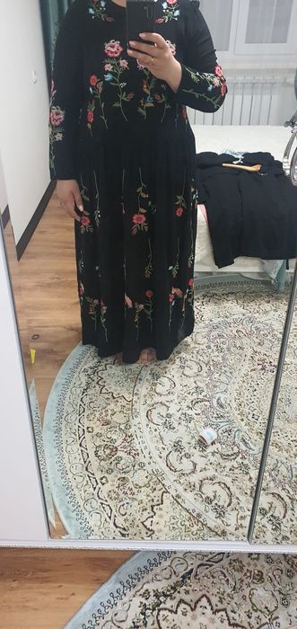 Продаю платье в отличном состоянии.