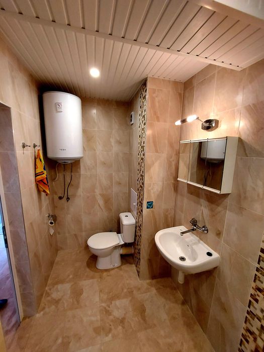 Продава се Двустаен апартамент в Бургас, Славейков - 76 кв.м за 1573 €/кв.м - Снимка #15