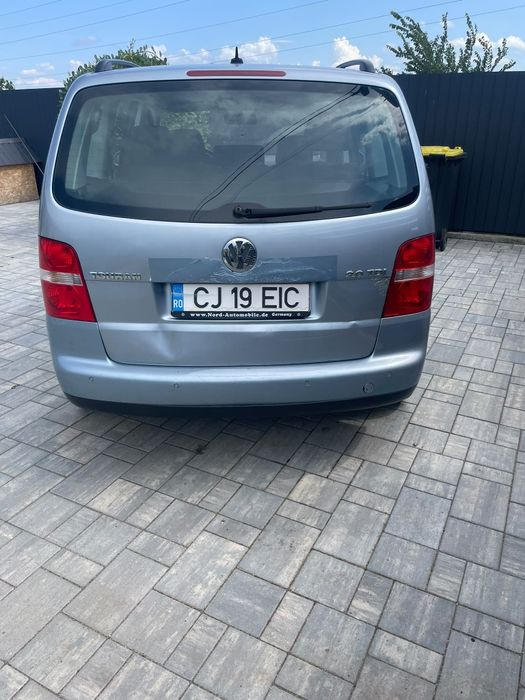 VW  TOURAN  7 locuri