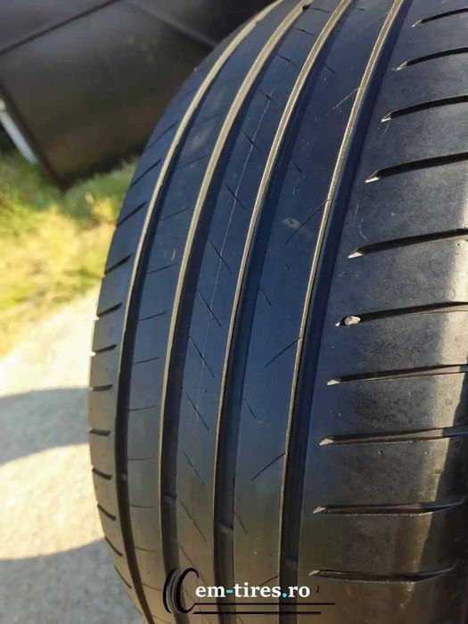 235/50 R19 • Vara • Vredestein Ultrac 99V | 2 buc | DOT 2022 | Pret/buc