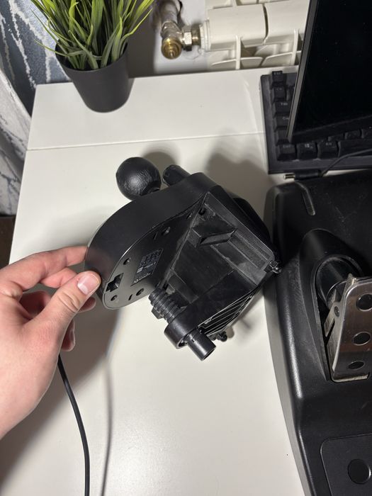 Schimbător Logitech (Shifter) – pentru G29 / G920 / G923