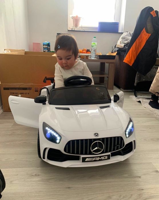 Masinuta electrica copiii MERCEDES ca noua