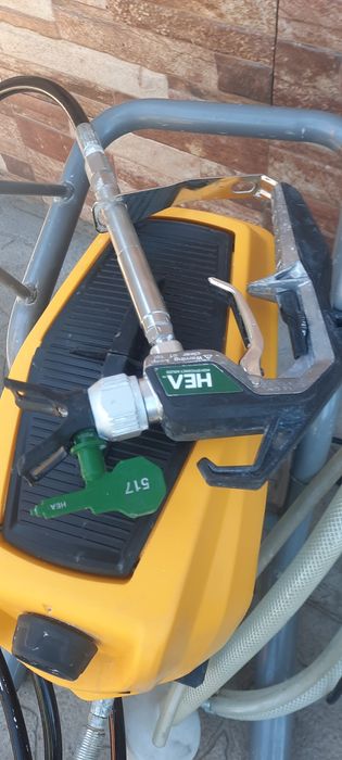 Wagner 250M  Control Бояджийска Машина за Всички Бои Фасаген Латекс Шпакловка Нов Модел