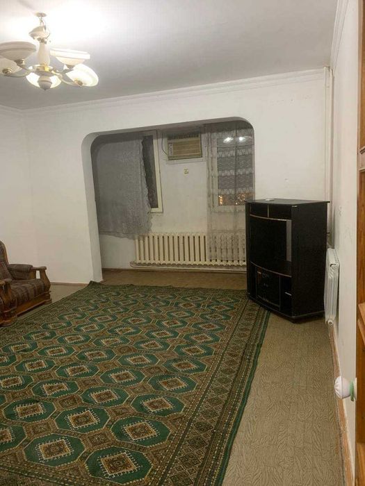 Сдается квартира 2 ком, рядом с метро, 100 метров от гостиницы России