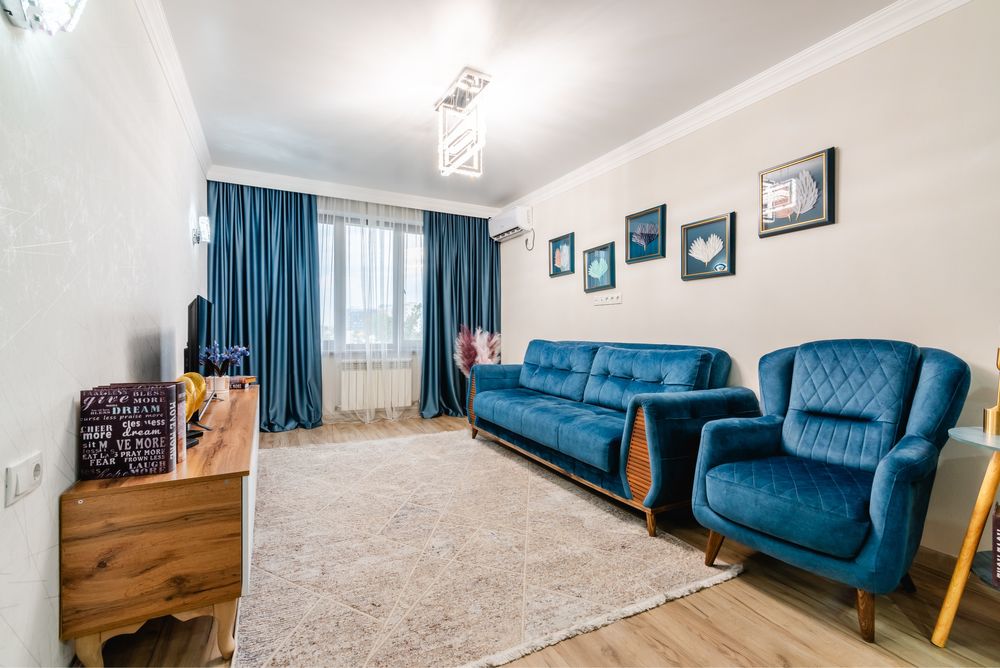 Диван и 2 кресла