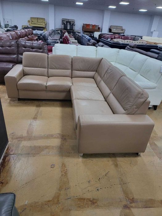 Бежов кожен ъглов диван "ALDOSA"