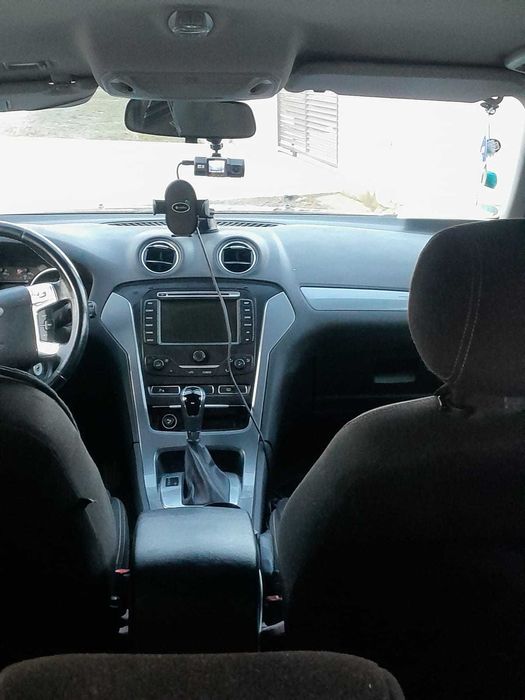 Ford Mondeo mk4 din 2013