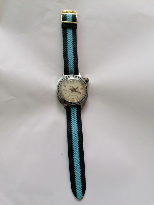 Механичен, съветски, ръчен часовник