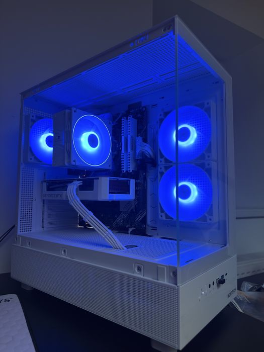 Oferta PC Gaming FULL WHITE RTX 5060ti 16gb, Ryzen 7
