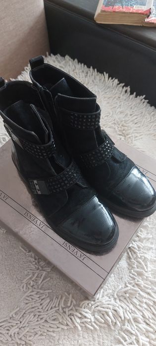 Продам обувь 38рр