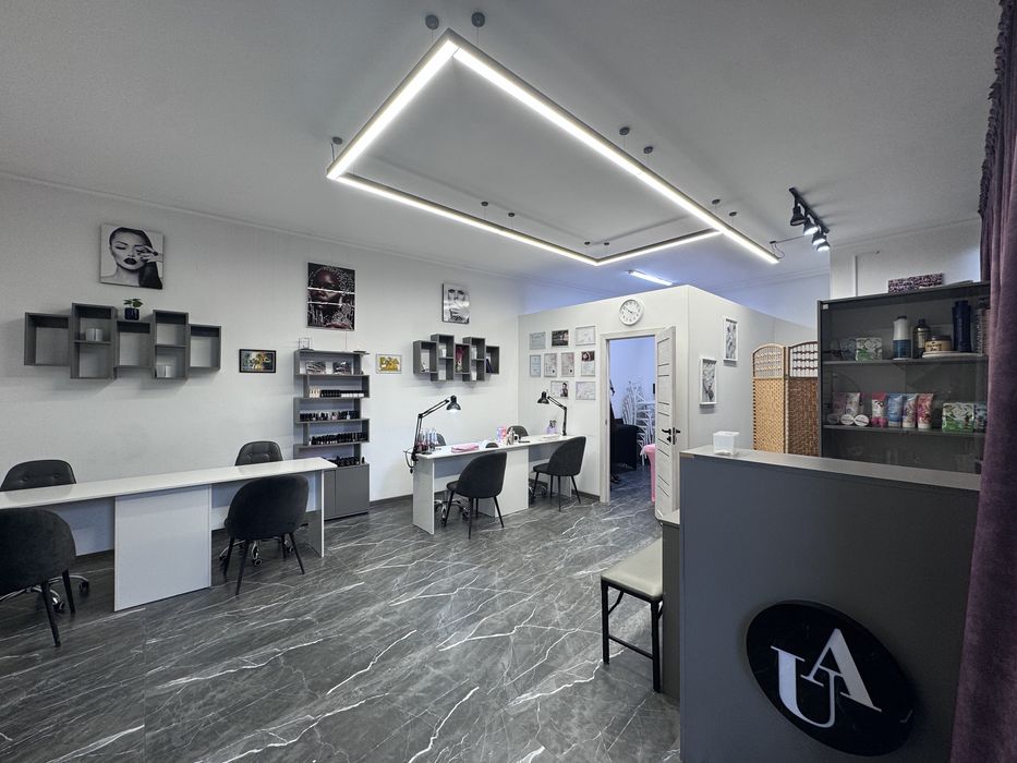 Мебель для салона и оборудование