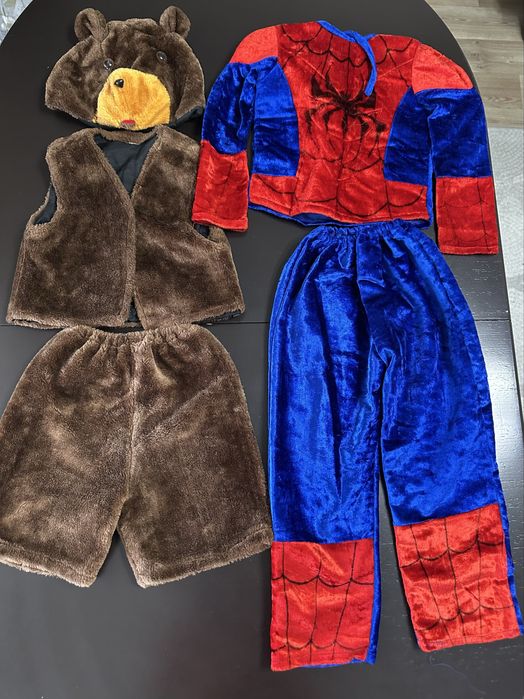 Новогодние костюмчики в отличном состоянии