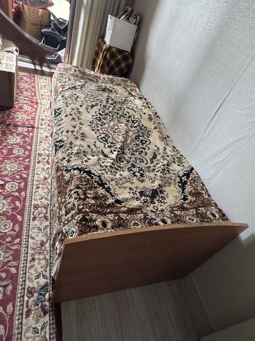 кровать односпальная